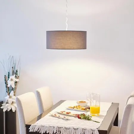 Apartment Silk 57 *